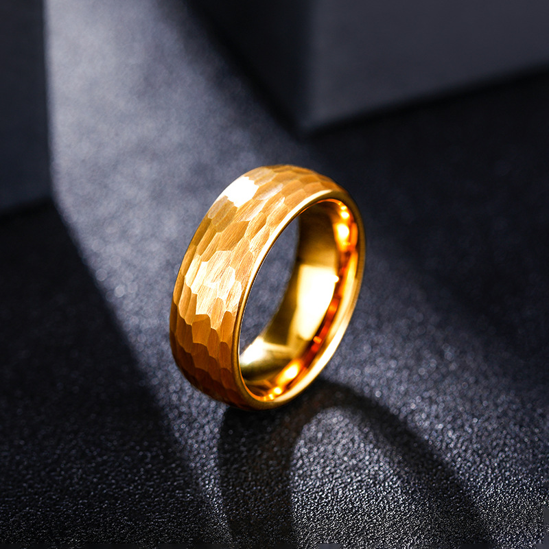 Hammered Multi-faceted Titaniu - огляд і ціна Wedding Zone